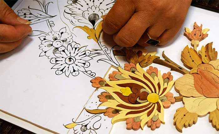 معرق‌کاری چوب