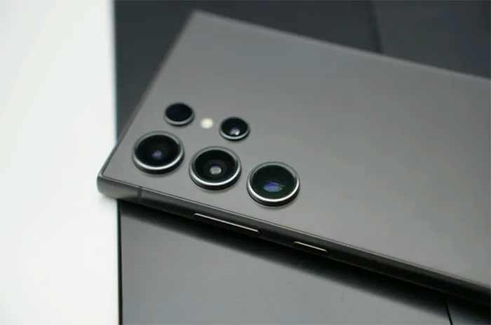 موبایل شرکت کلون کجاست؟